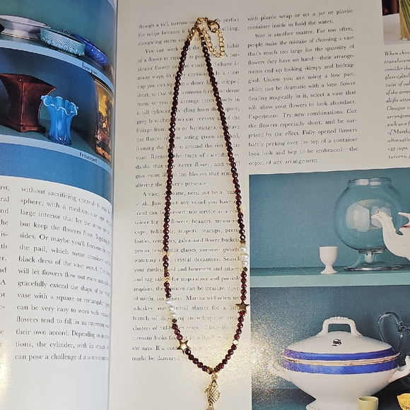 Garnet Freshwater Pearls Necklace with Fish Charm - Picture 5 of 10